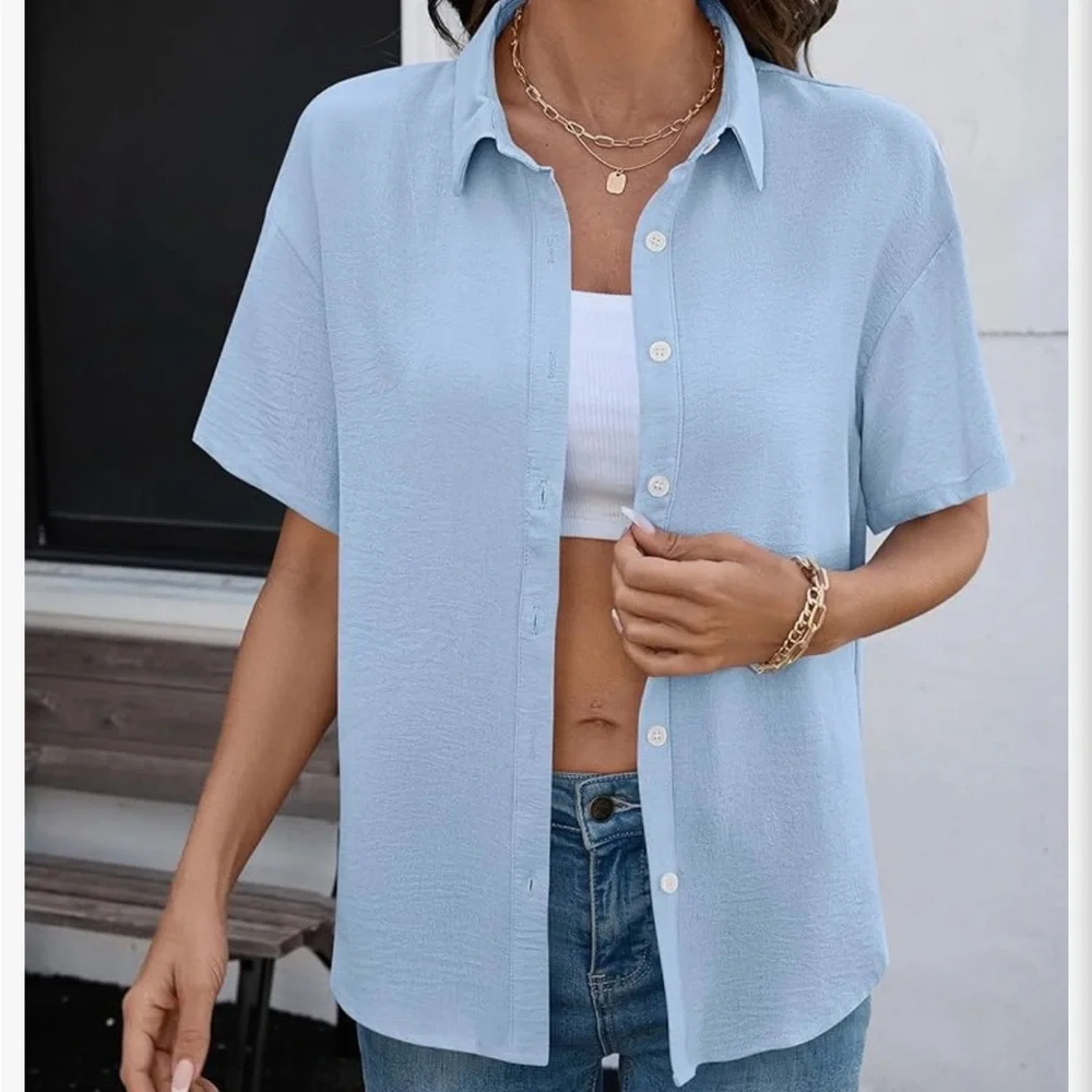 Everyday Light Blue Short Sleeve Button-Down Shirt - Picture 3 of 7